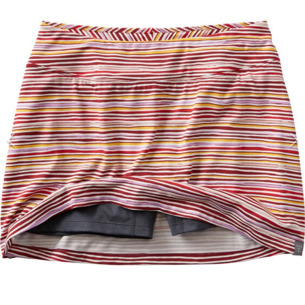 Title Nine Dream Athletic Skort 16” in Aqueduct Stripe | SMALL